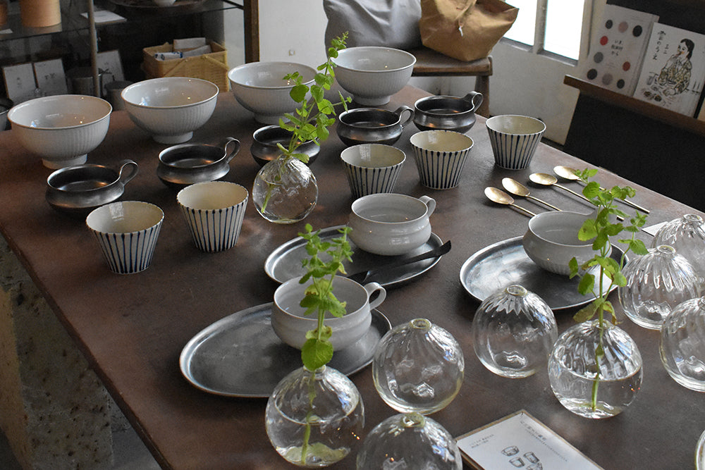 阿南維也さんのお取り扱いが始まりました。